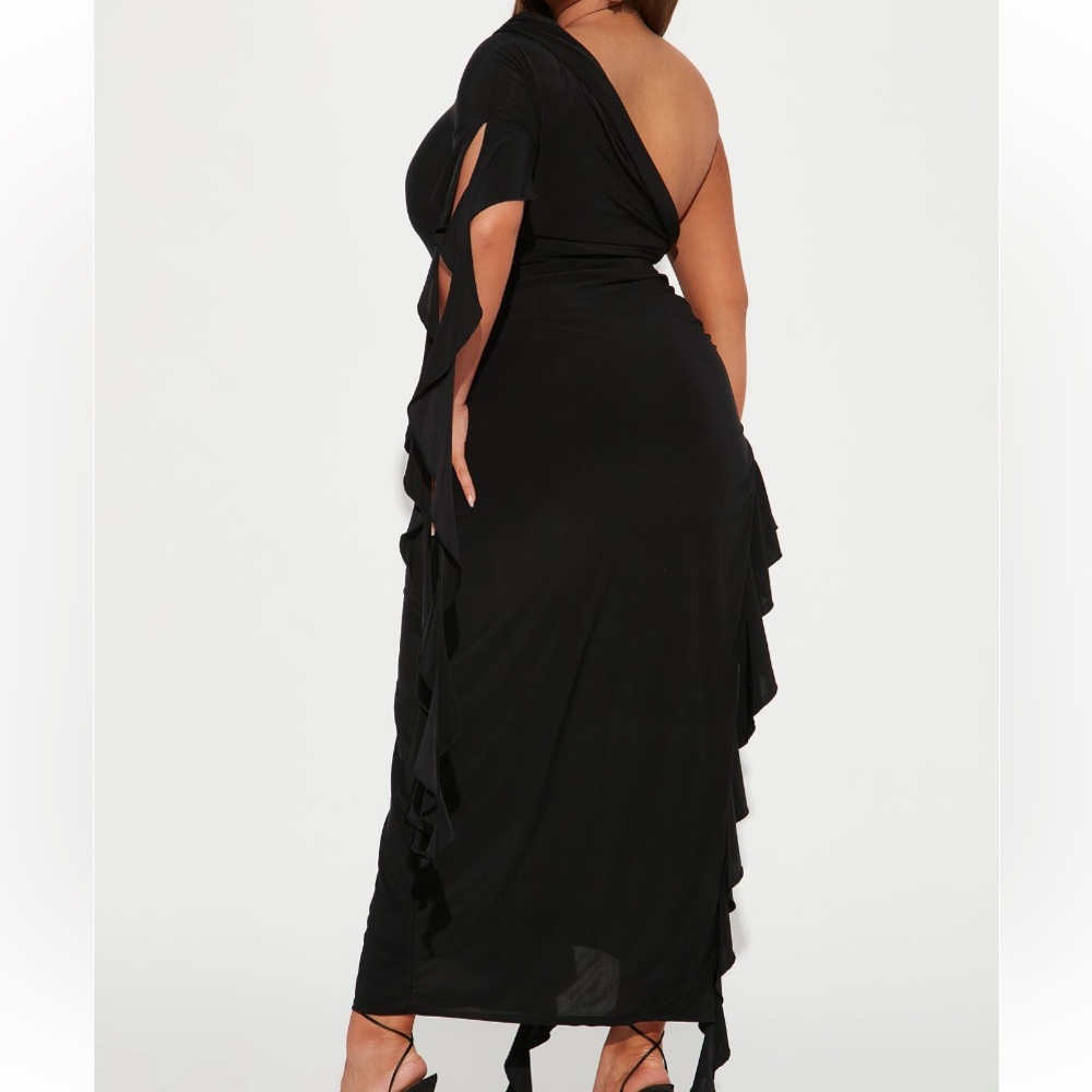 Black long dress